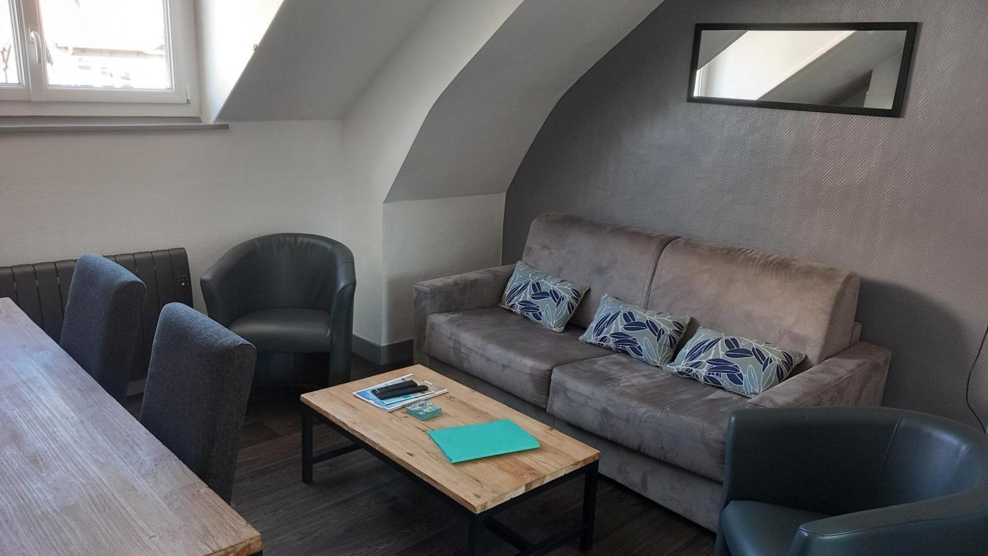 Corner Lebeau Proche Vieille-ville Stationnement Gratuit *
